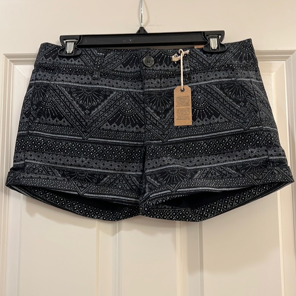 American Eagle Outfitters ladies shorts